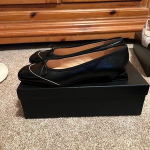 Chanel black patent toe low heel ballerinas